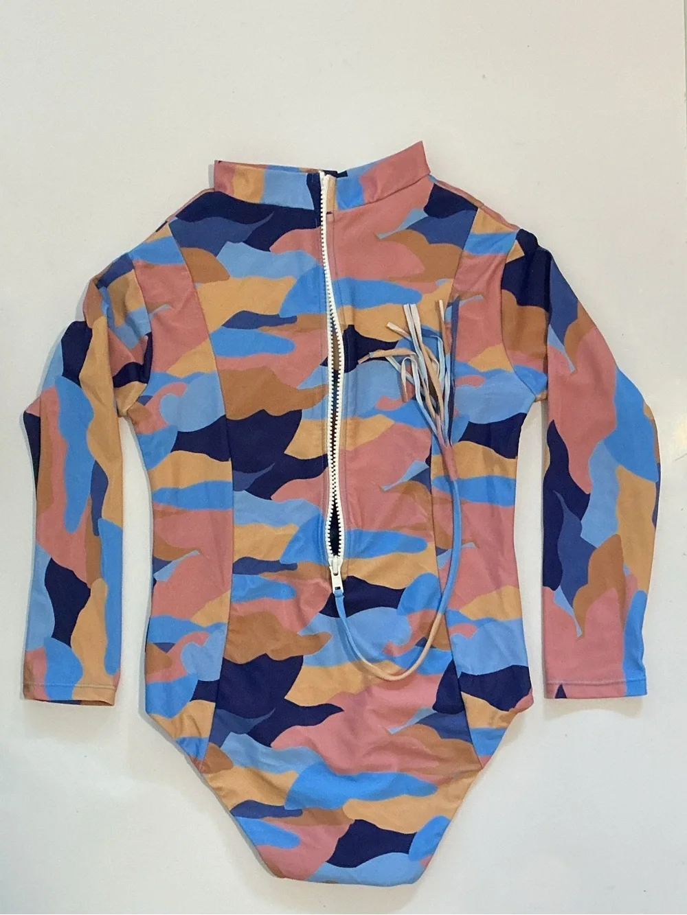 Issa de’ Mar Girls Long-Sleeve Camo One-Piece Surf Swimsuit Size XL NWOT